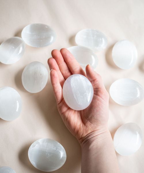 Selenit kristal za masažo in pomlajevanje (6 cm)